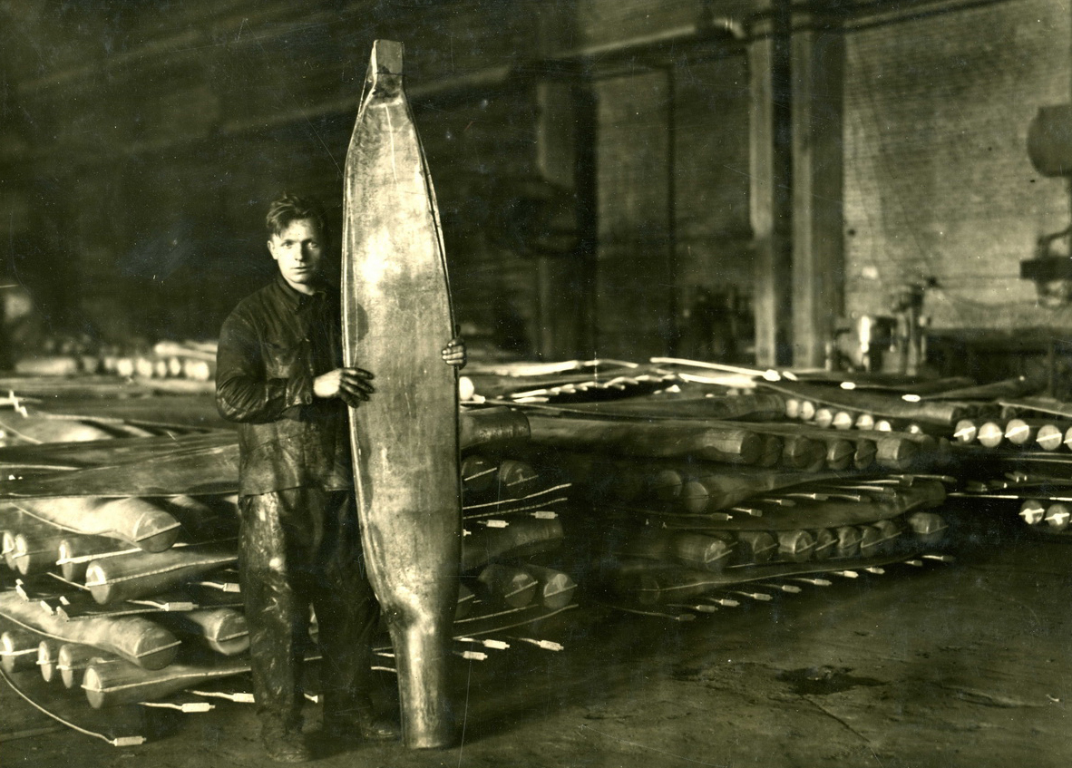 1943