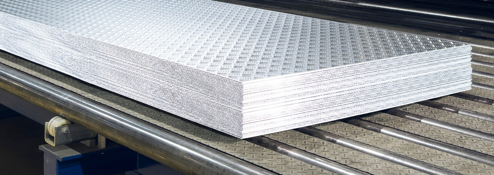 Листы рифленые